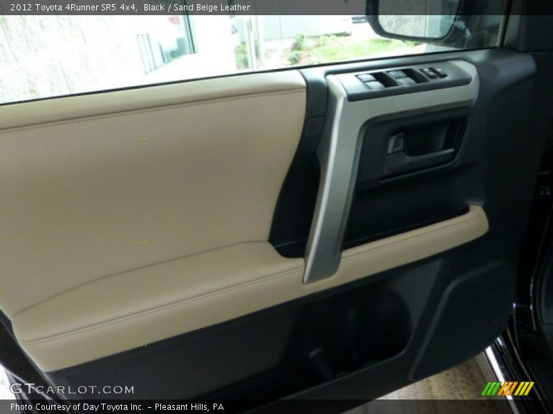 Black / Sand Beige Leather 2012 Toyota 4Runner SR5 4x4