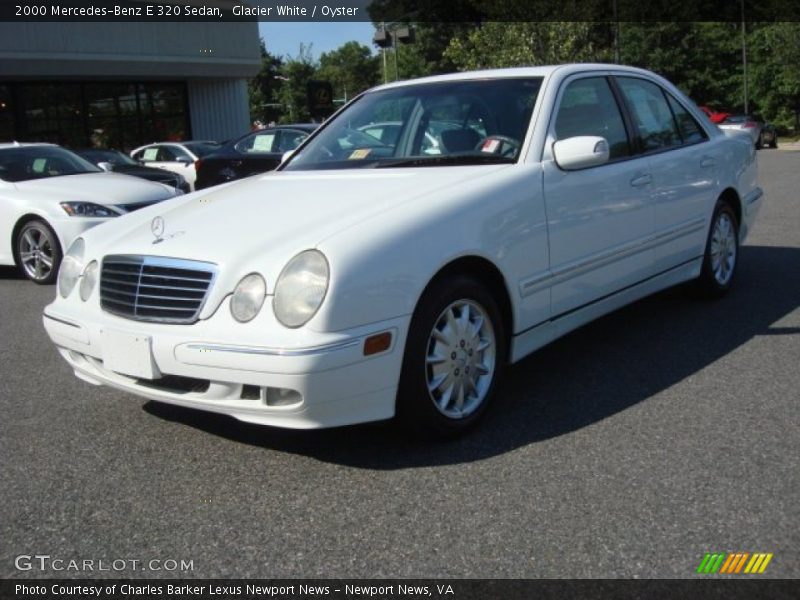 Glacier White / Oyster 2000 Mercedes-Benz E 320 Sedan