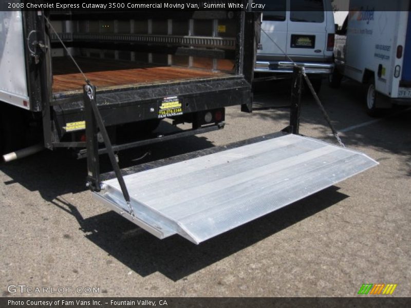 Summit White / Gray 2008 Chevrolet Express Cutaway 3500 Commercial Moving Van
