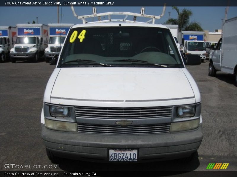 Summit White / Medium Gray 2004 Chevrolet Astro Cargo Van