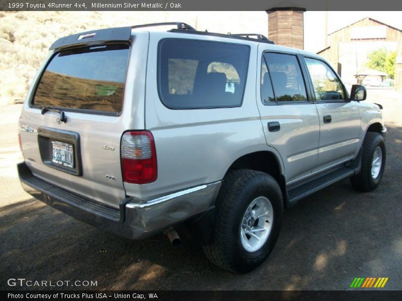 Millennium Silver Metallic / Oak 1999 Toyota 4Runner 4x4