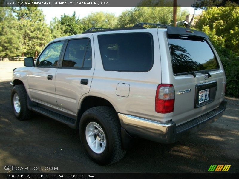 Millennium Silver Metallic / Oak 1999 Toyota 4Runner 4x4