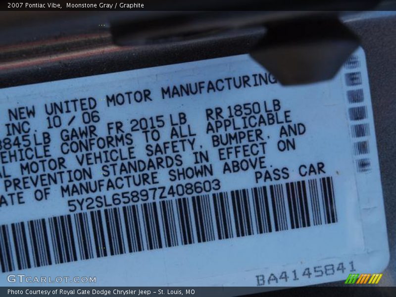 Moonstone Gray / Graphite 2007 Pontiac Vibe