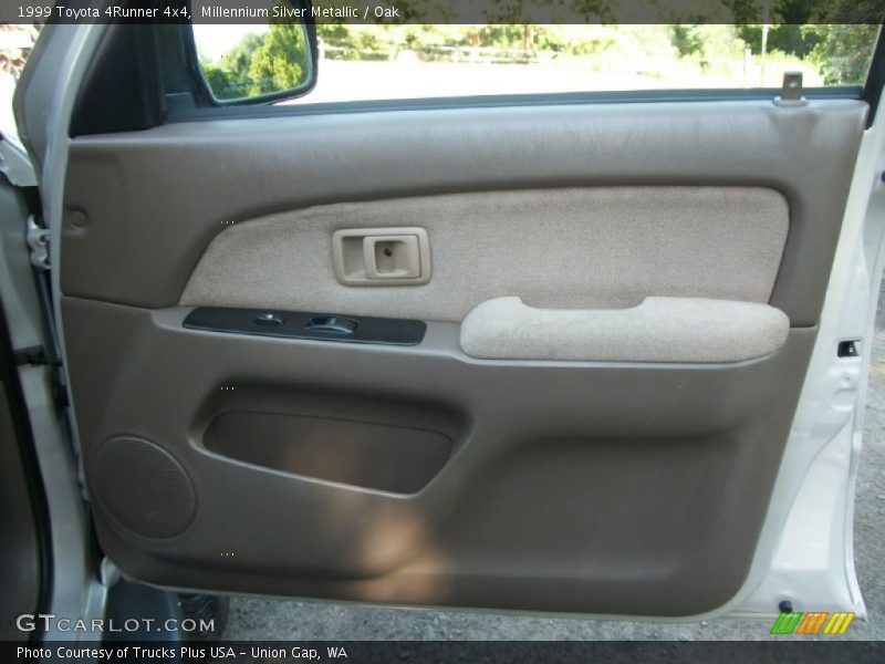 Millennium Silver Metallic / Oak 1999 Toyota 4Runner 4x4