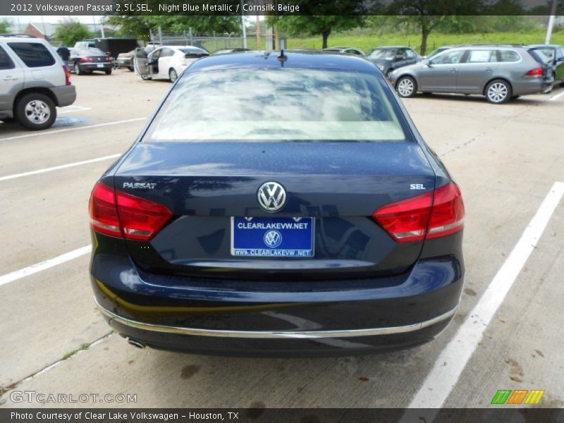 Night Blue Metallic / Cornsilk Beige 2012 Volkswagen Passat 2.5L SEL