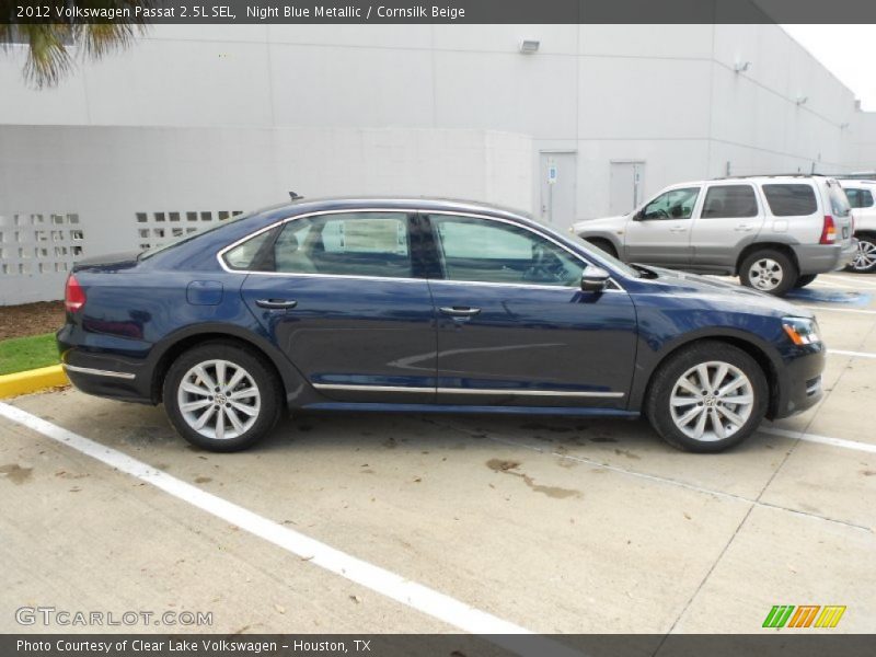 Night Blue Metallic / Cornsilk Beige 2012 Volkswagen Passat 2.5L SEL
