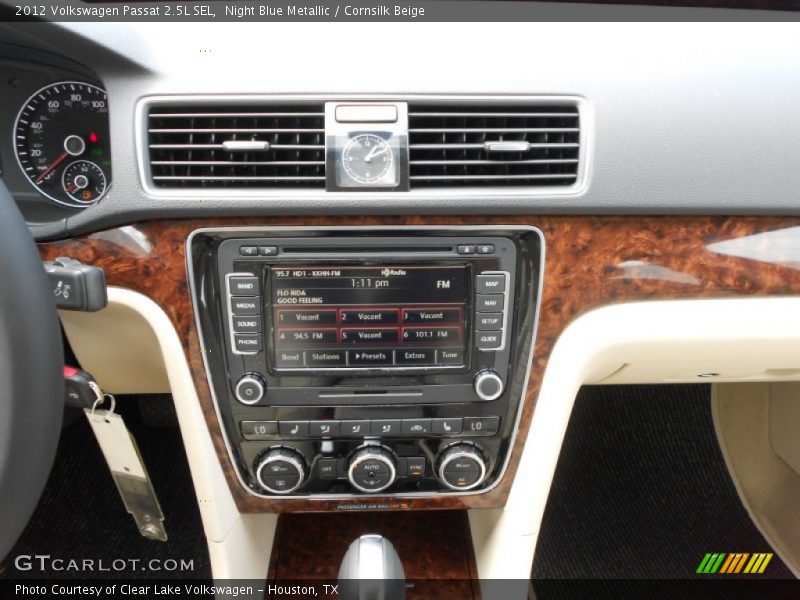 Night Blue Metallic / Cornsilk Beige 2012 Volkswagen Passat 2.5L SEL