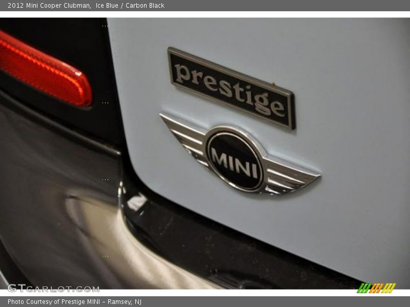 Ice Blue / Carbon Black 2012 Mini Cooper Clubman