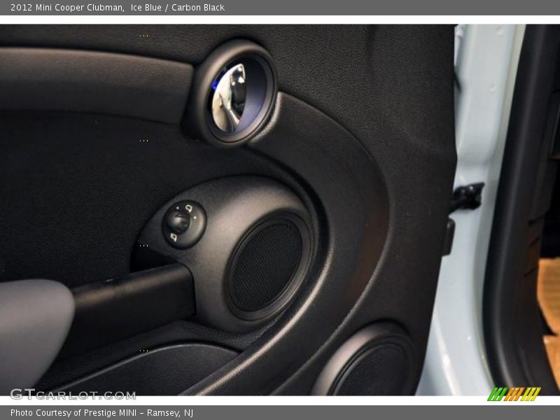 Ice Blue / Carbon Black 2012 Mini Cooper Clubman