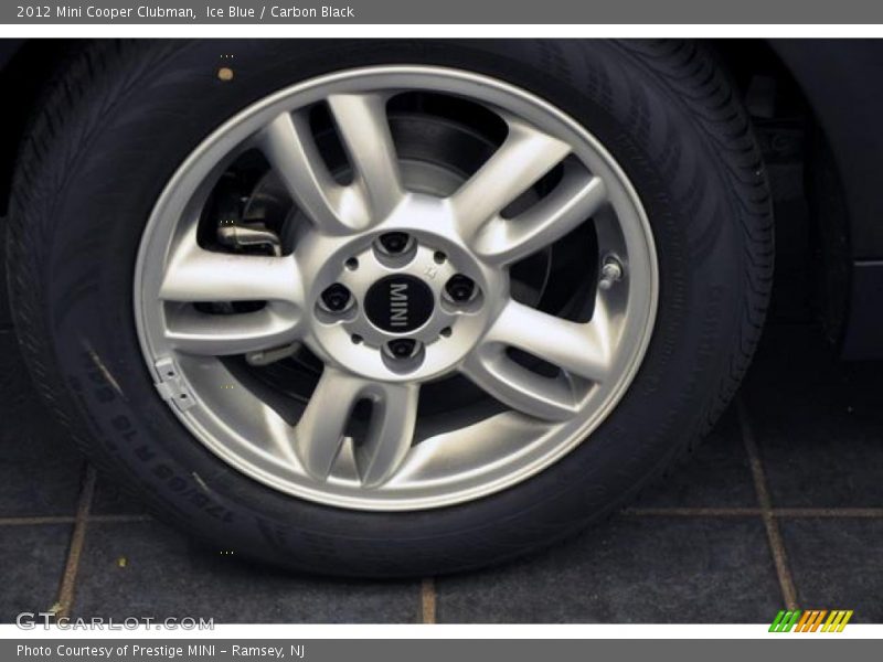 Ice Blue / Carbon Black 2012 Mini Cooper Clubman