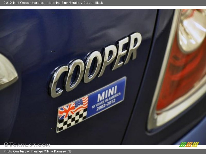 Lightning Blue Metallic / Carbon Black 2012 Mini Cooper Hardtop
