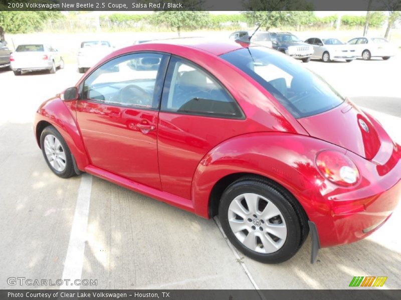 Salsa Red / Black 2009 Volkswagen New Beetle 2.5 Coupe
