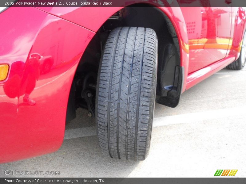 Salsa Red / Black 2009 Volkswagen New Beetle 2.5 Coupe