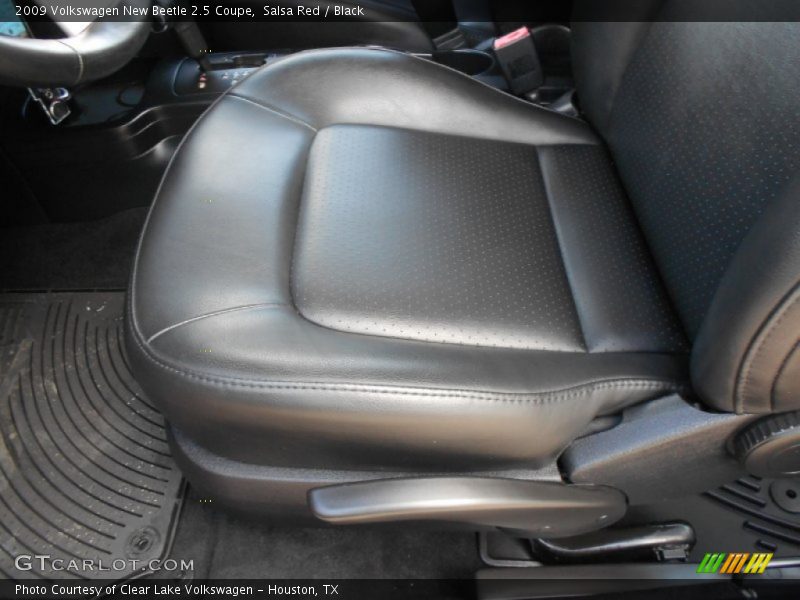 Salsa Red / Black 2009 Volkswagen New Beetle 2.5 Coupe