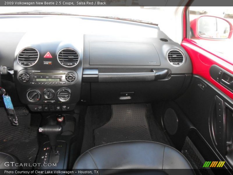 Salsa Red / Black 2009 Volkswagen New Beetle 2.5 Coupe