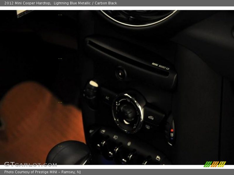 Lightning Blue Metallic / Carbon Black 2012 Mini Cooper Hardtop