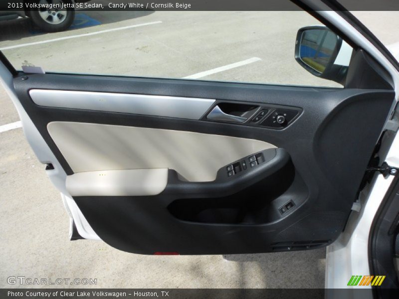 Door Panel of 2013 Jetta SE Sedan