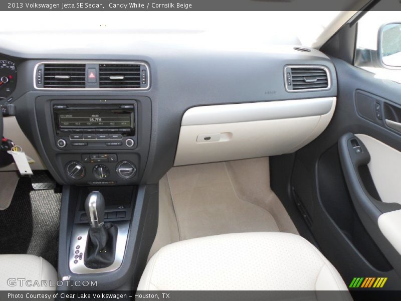 Candy White / Cornsilk Beige 2013 Volkswagen Jetta SE Sedan