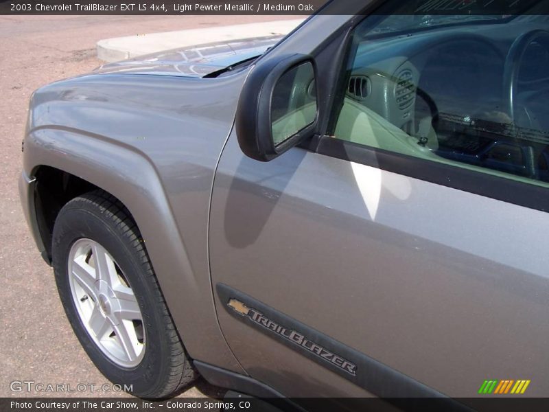 Light Pewter Metallic / Medium Oak 2003 Chevrolet TrailBlazer EXT LS 4x4