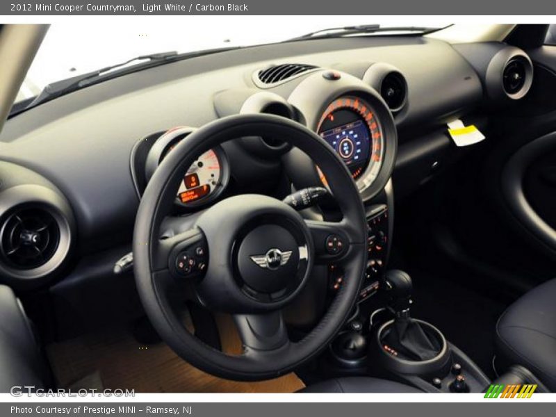 Light White / Carbon Black 2012 Mini Cooper Countryman