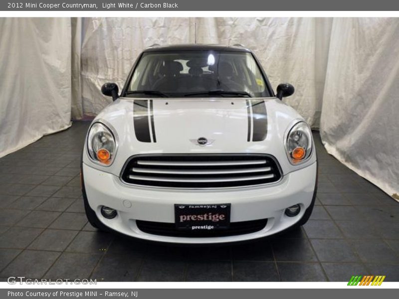 Light White / Carbon Black 2012 Mini Cooper Countryman