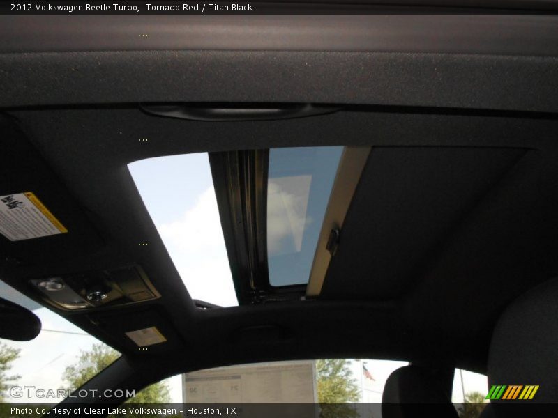 Tornado Red / Titan Black 2012 Volkswagen Beetle Turbo
