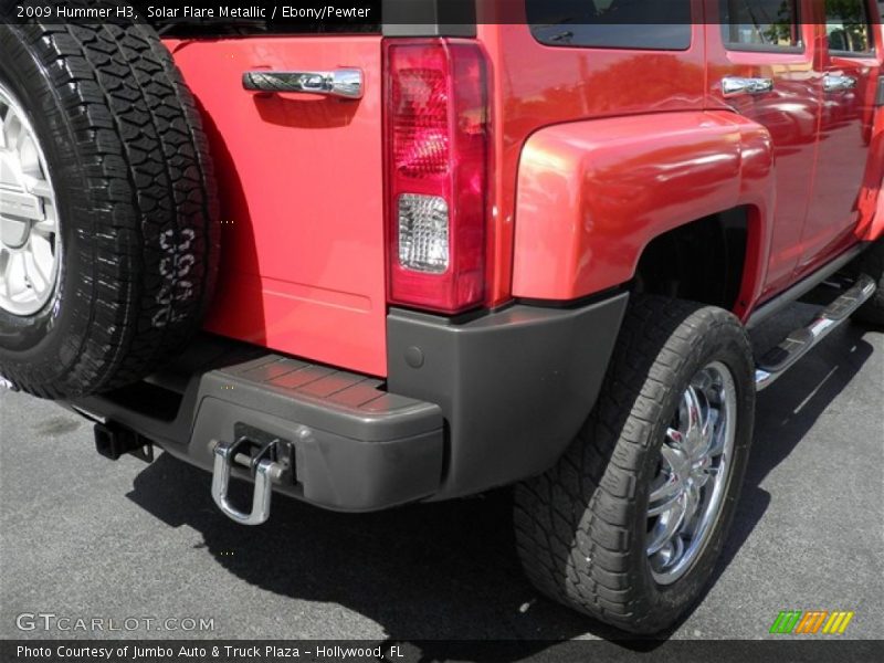 Solar Flare Metallic / Ebony/Pewter 2009 Hummer H3