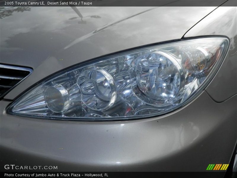 Desert Sand Mica / Taupe 2005 Toyota Camry LE
