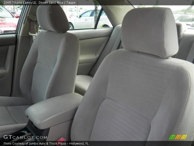 Desert Sand Mica / Taupe 2005 Toyota Camry LE