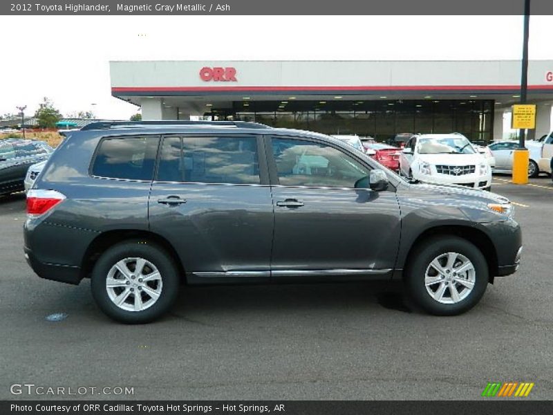Magnetic Gray Metallic / Ash 2012 Toyota Highlander