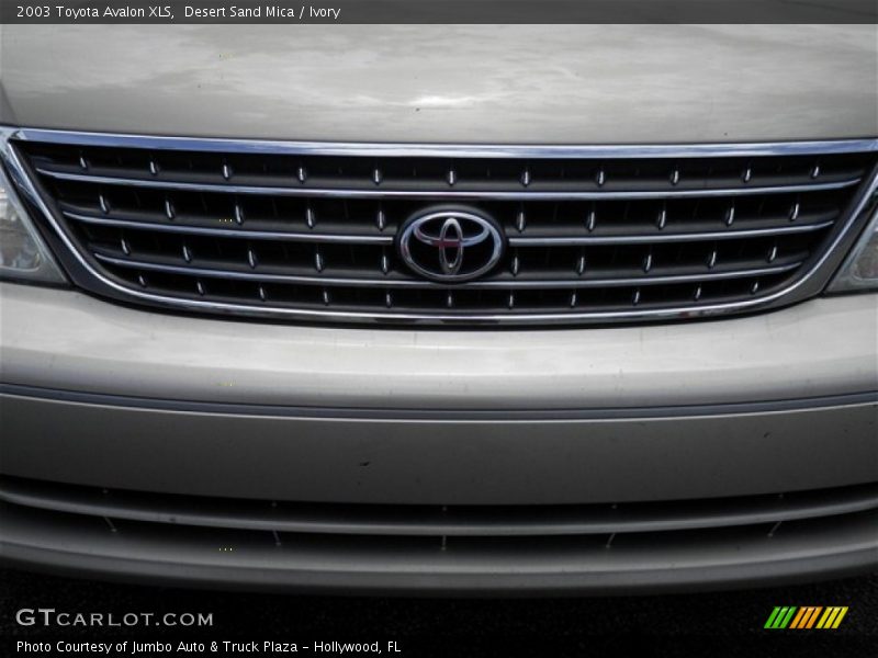 Desert Sand Mica / Ivory 2003 Toyota Avalon XLS