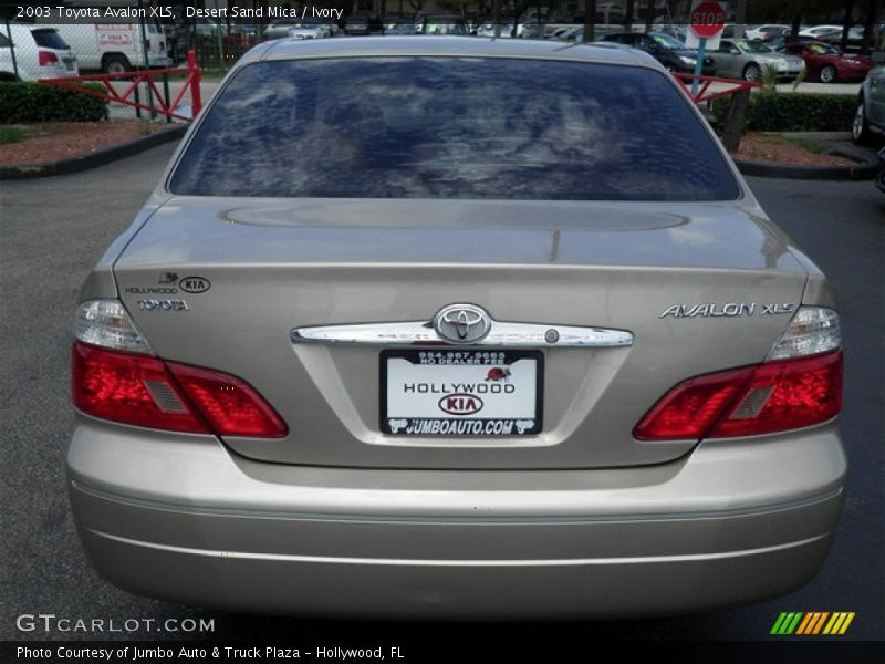 Desert Sand Mica / Ivory 2003 Toyota Avalon XLS