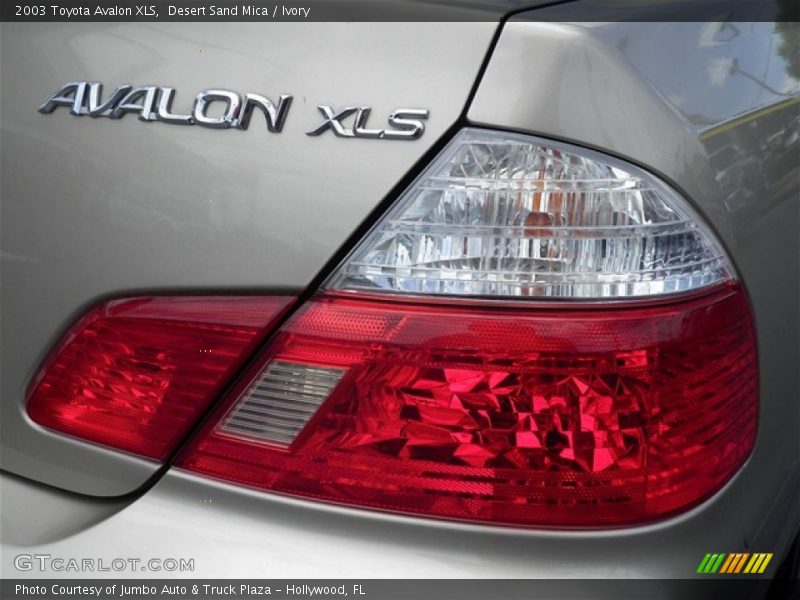 Desert Sand Mica / Ivory 2003 Toyota Avalon XLS