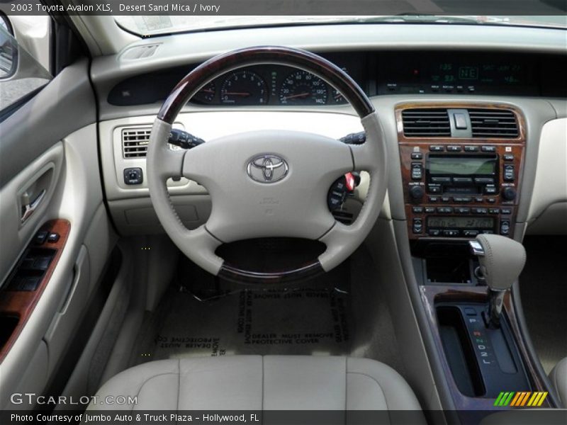 Desert Sand Mica / Ivory 2003 Toyota Avalon XLS