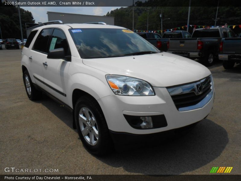Cream White / Black 2008 Saturn Outlook XE AWD