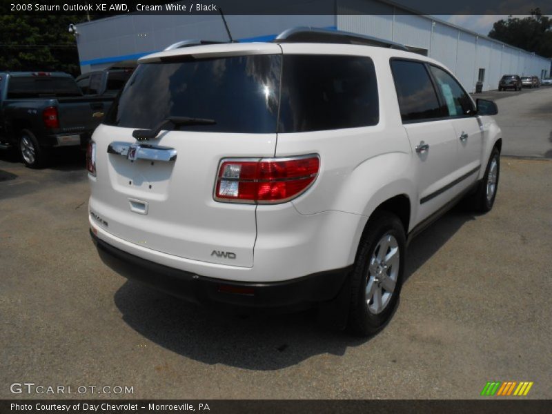 Cream White / Black 2008 Saturn Outlook XE AWD