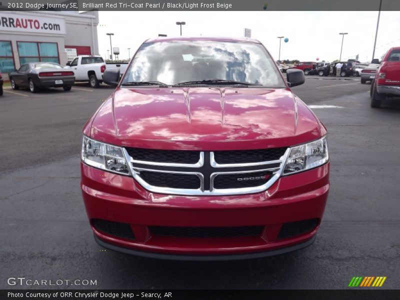 Brilliant Red Tri-Coat Pearl / Black/Light Frost Beige 2012 Dodge Journey SE