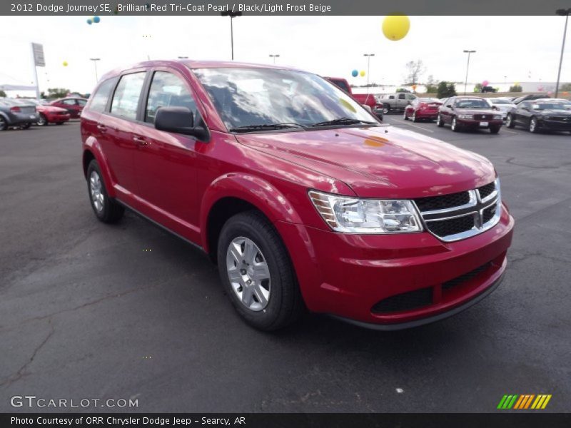 Brilliant Red Tri-Coat Pearl / Black/Light Frost Beige 2012 Dodge Journey SE