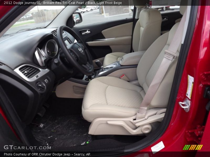 Brilliant Red Tri-Coat Pearl / Black/Light Frost Beige 2012 Dodge Journey SE