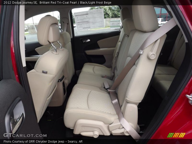 Brilliant Red Tri-Coat Pearl / Black/Light Frost Beige 2012 Dodge Journey SE