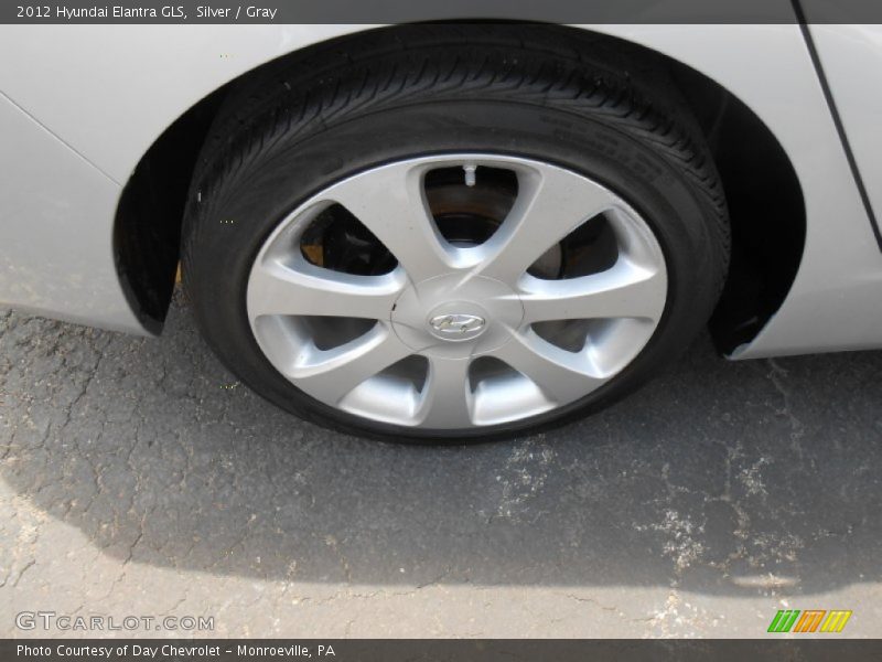 Silver / Gray 2012 Hyundai Elantra GLS