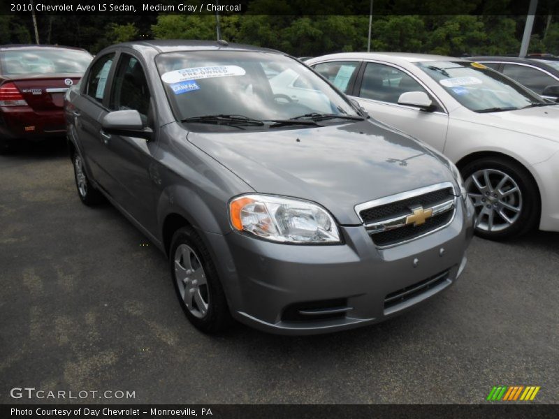 Medium Gray / Charcoal 2010 Chevrolet Aveo LS Sedan