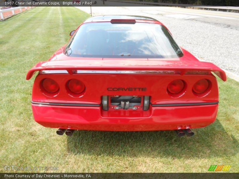 Bright Red / Red 1987 Chevrolet Corvette Coupe