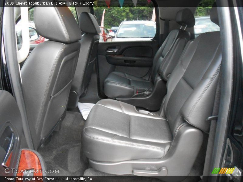 Black / Ebony 2009 Chevrolet Suburban LTZ 4x4