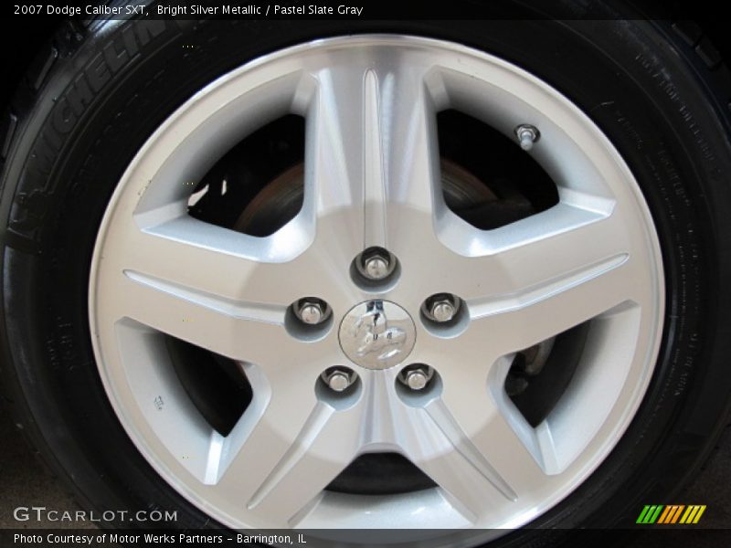 Bright Silver Metallic / Pastel Slate Gray 2007 Dodge Caliber SXT