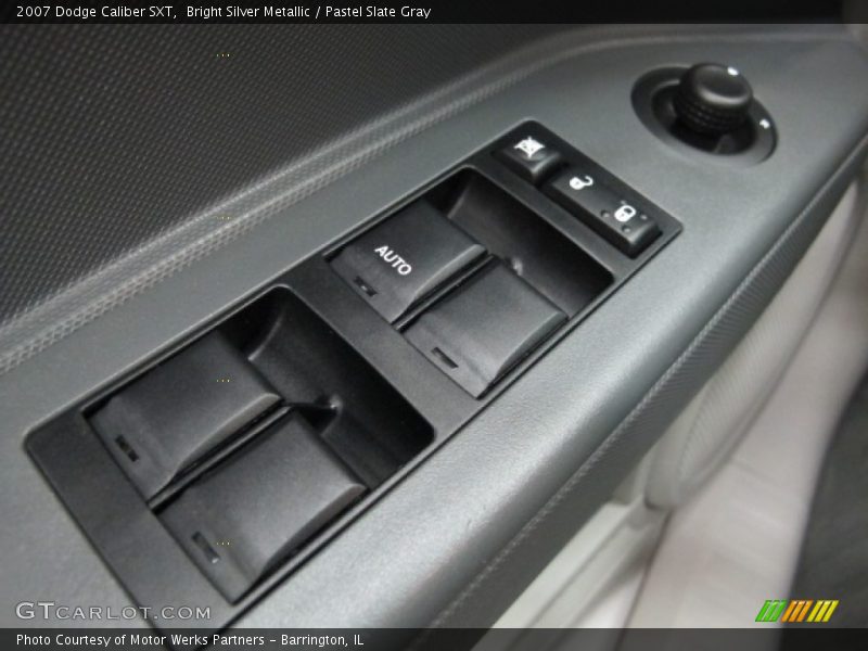 Bright Silver Metallic / Pastel Slate Gray 2007 Dodge Caliber SXT