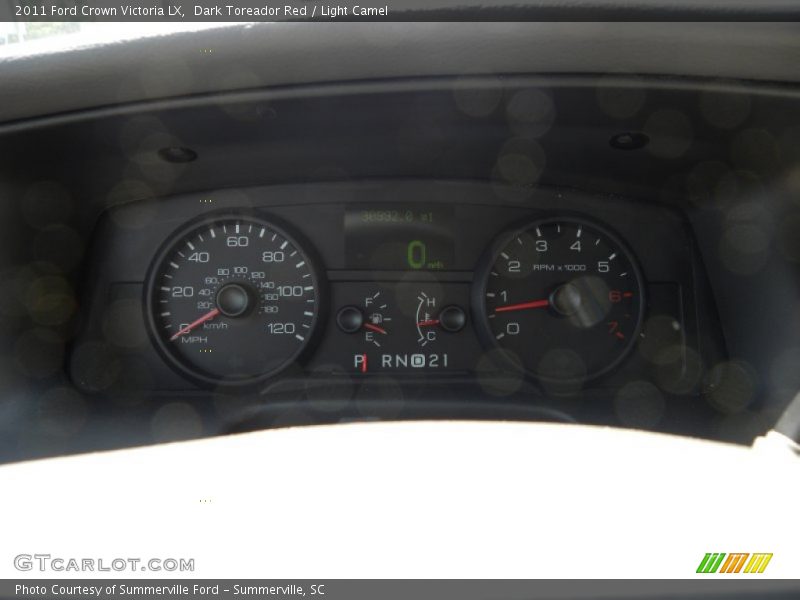 Dark Toreador Red / Light Camel 2011 Ford Crown Victoria LX