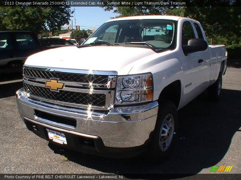 Summit White / Light Titanium/Dark Titanium 2013 Chevrolet Silverado 2500HD LS Extended Cab 4x4