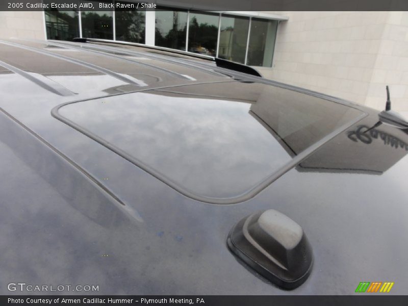 Black Raven / Shale 2005 Cadillac Escalade AWD