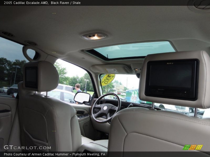 Black Raven / Shale 2005 Cadillac Escalade AWD